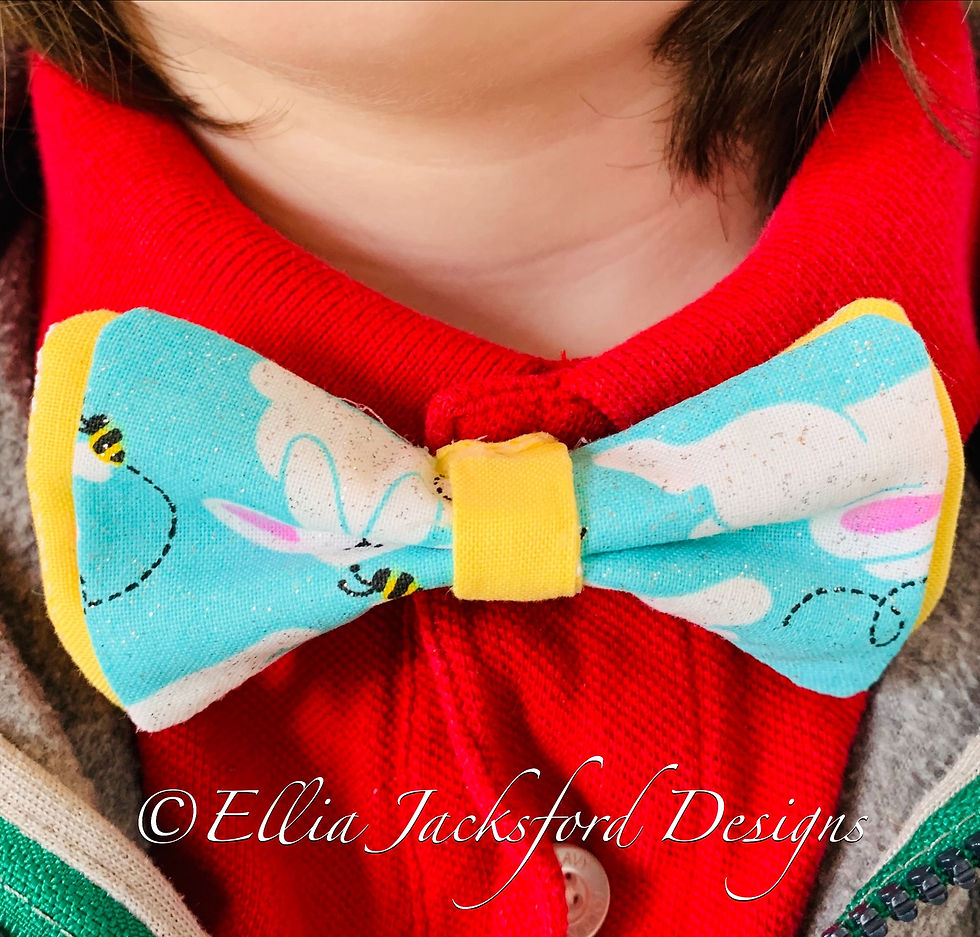 Thumbnail: ITH Bow Tie Embroidery Design 2 FINISHES