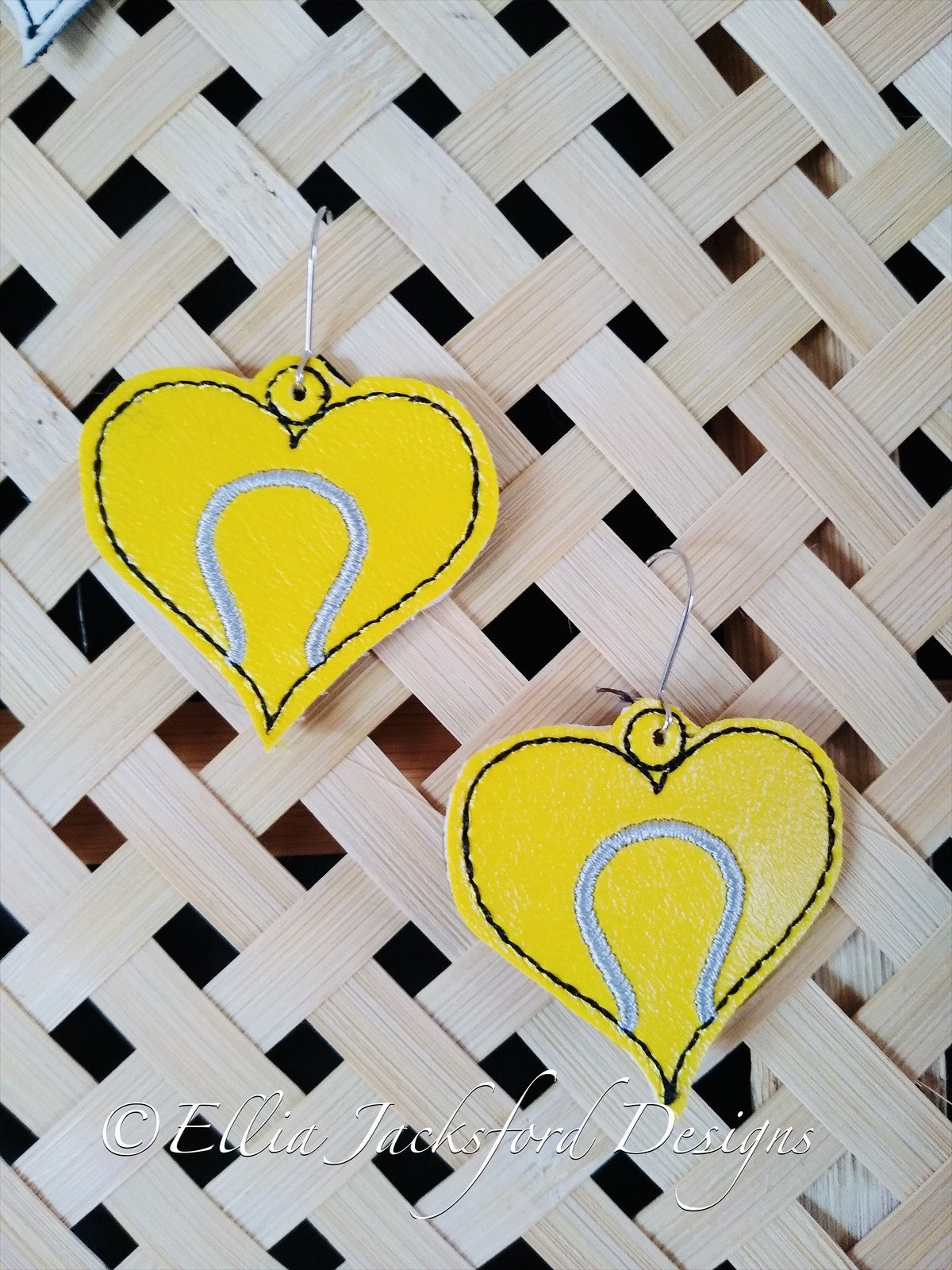ITH Heart Tennis Earring Embroidery Design