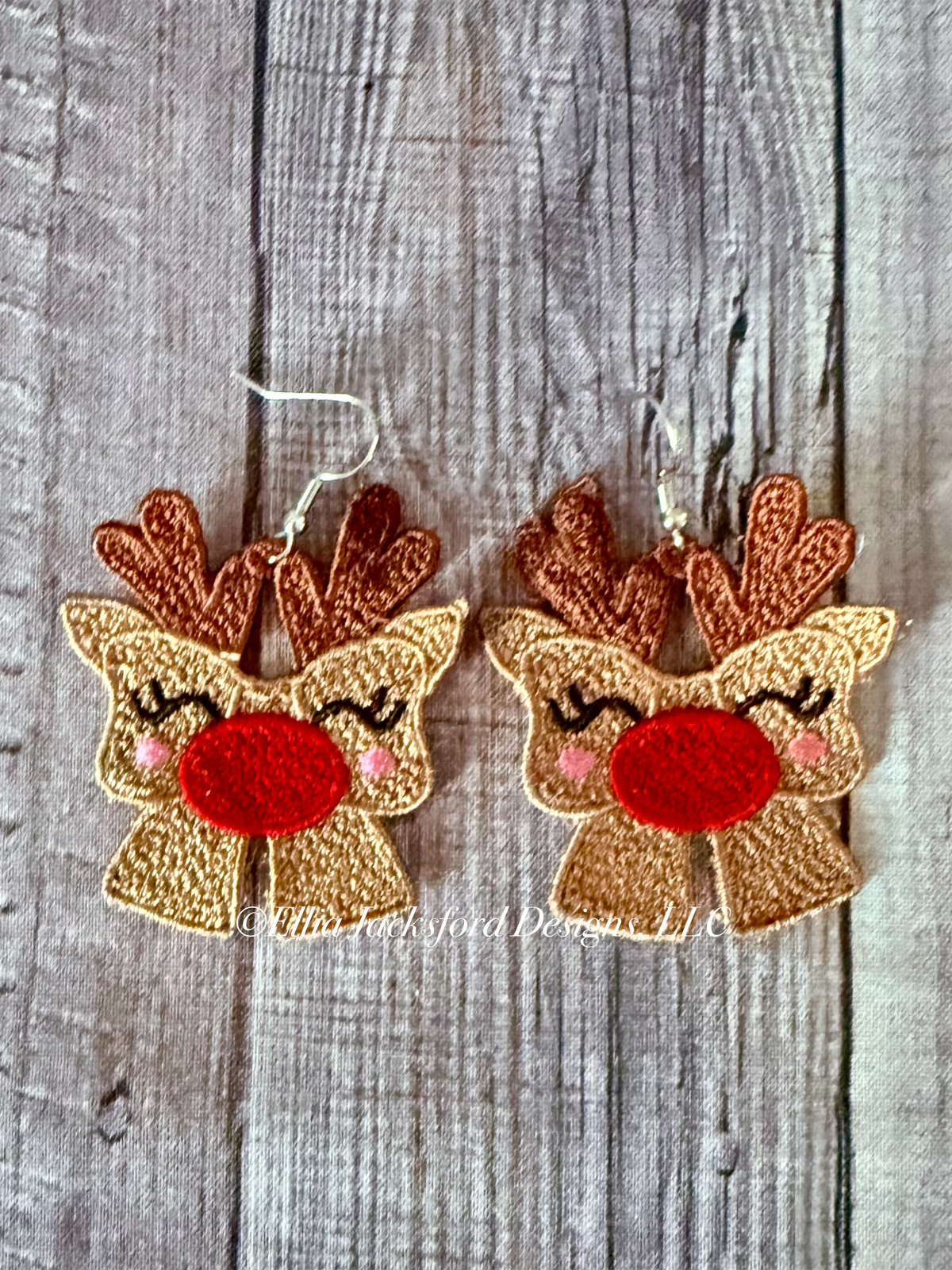 Reindeer Bow Free Standing Lace Earring Embroidery Design