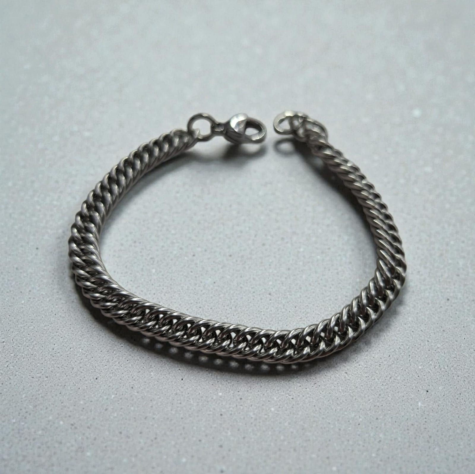 Pulsera de acero para hombre