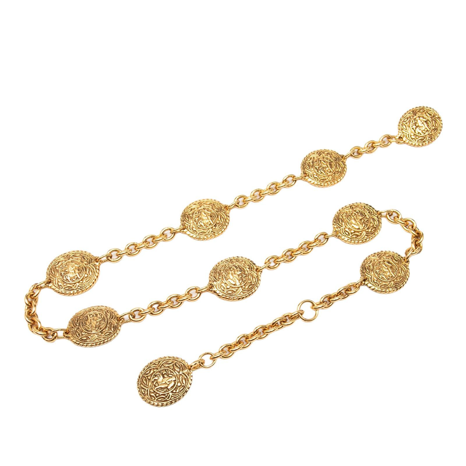 Ceinture chaîne à médaillons équestres plaquée or, avec boîte – CHANEL