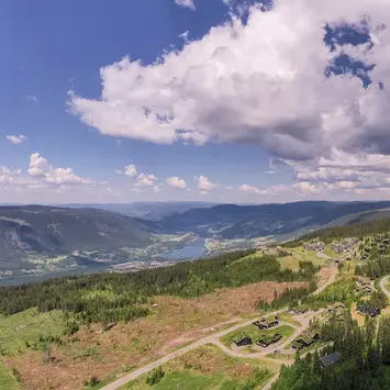 Fjell og hytteområdet på Hafjell.