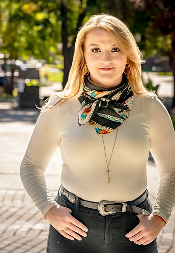Kailey Headshot.jpg