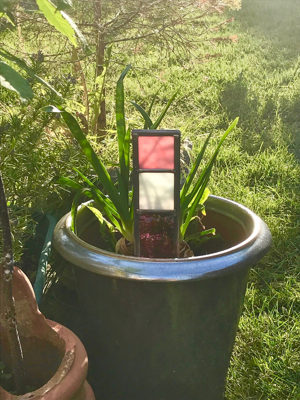 Thumbnail: Plant pot light catcher