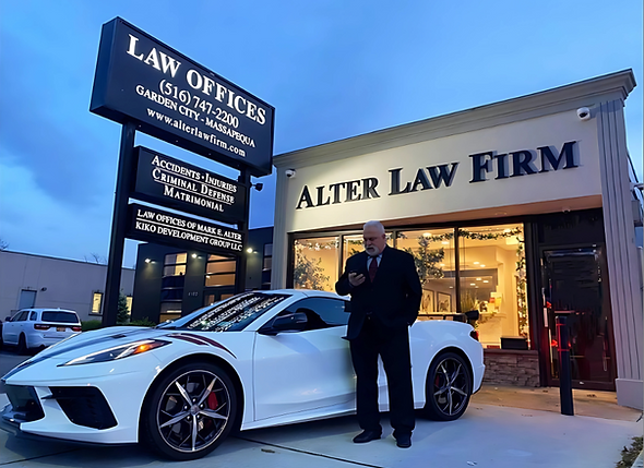 Mark E. Alter, Esq. Long Island NY Lawyer in Garden city. Aggressive attorney Mark E alter Law firm for persoanl injury cases, criminal defense, accidents and civil litigations