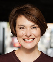 Sylwia_Kaczmarek_smile_edited.jpg