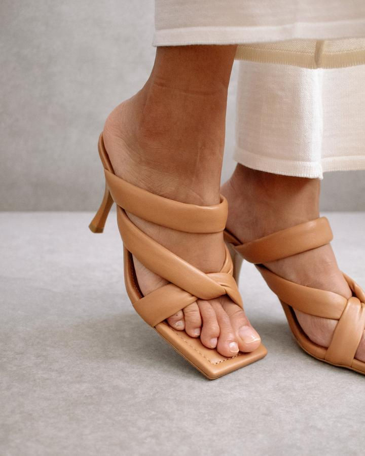 Thumbnail: Alohas Amaretto Sandal