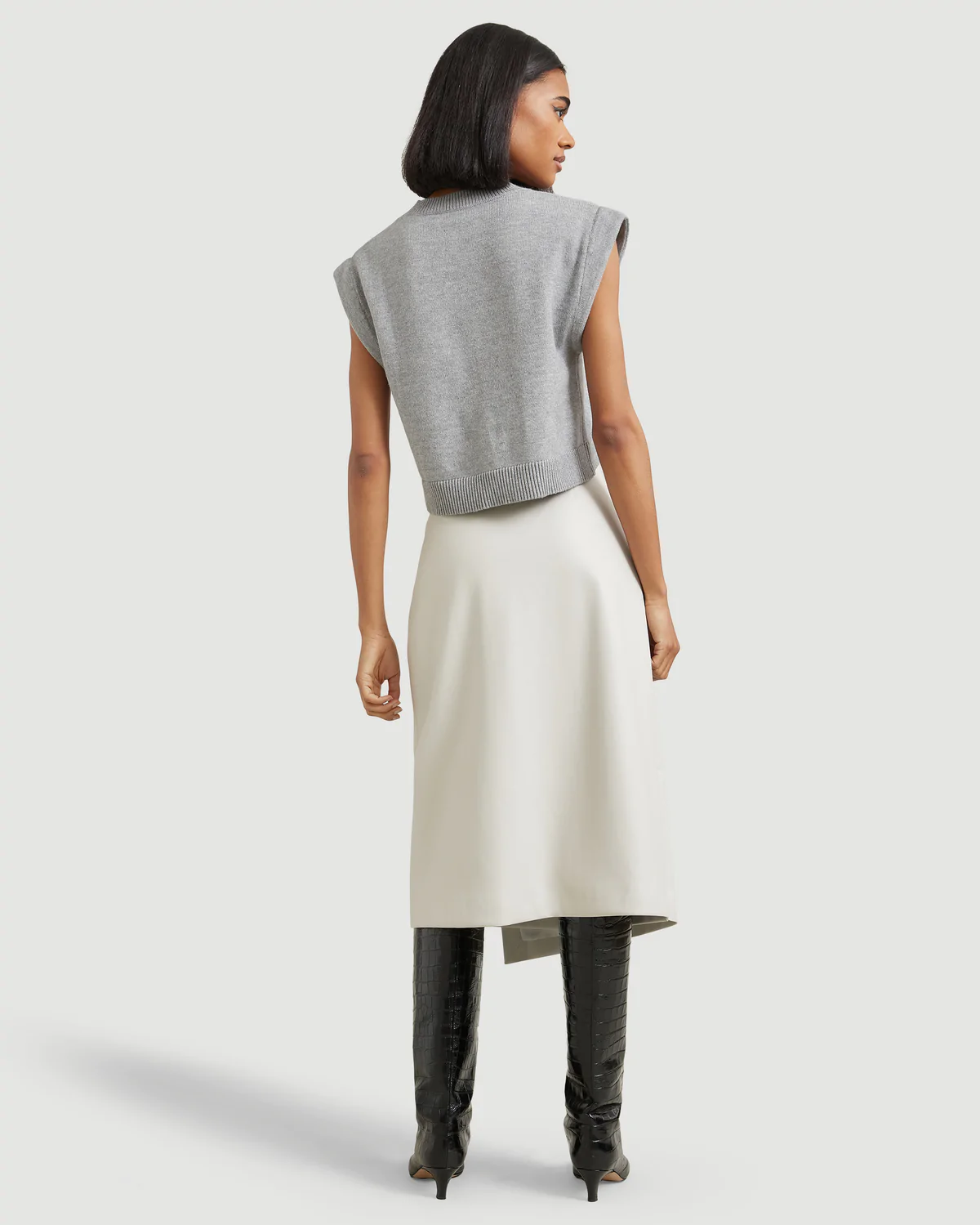 Modern Citizen Bronte Cropped Sweater Shell | apres