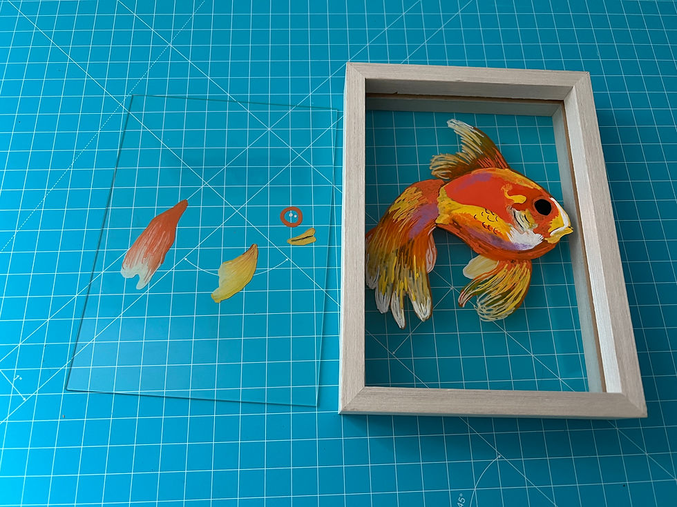 Thumbnail: Goldfish Layered Glass (19x14cm) - Original