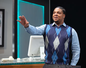 Savion Roach in GLORIA_photo by Jeremy Mimnagh_ARC 2022.jpeg