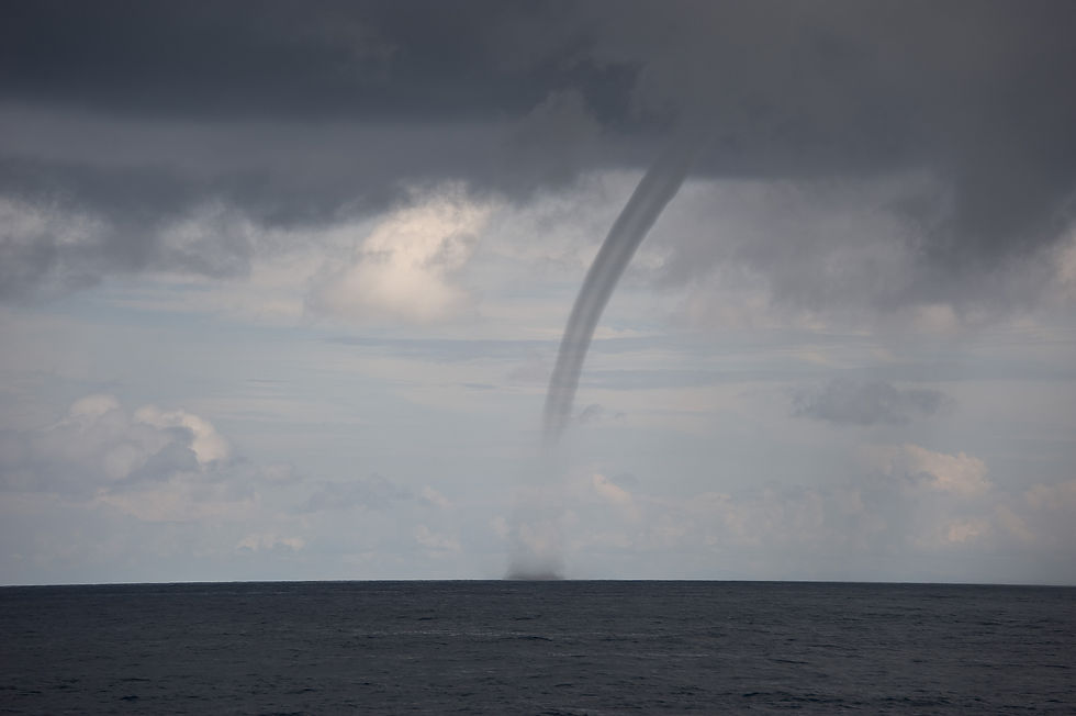 20292-water_spout_(33100811810).jpg