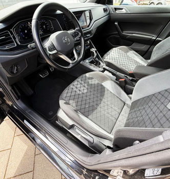 VW Taigo Taigo 1.5 TSI R-LINE|PANO|IQ-LIGHT|BLACK|BEATS