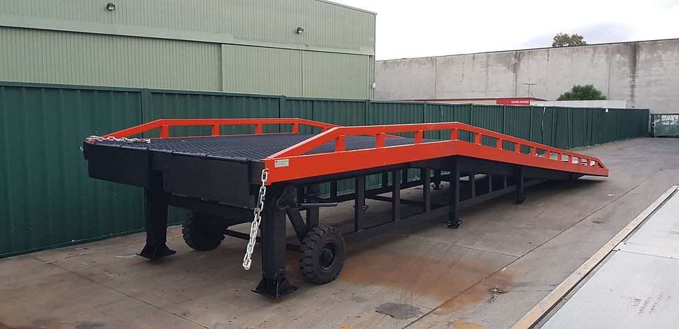 Thumbnail: Mobile Yard Ramp 15 Ton (APHR15S)