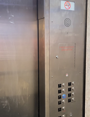 Island Shores elevator buttons