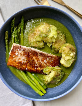 mahi mahi en salsa de poblano.jpeg