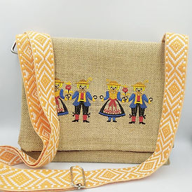 Κέντημα μηχανής σε παραδοσιακά σχέδια λαϊκής τέχνης, Kentimataki