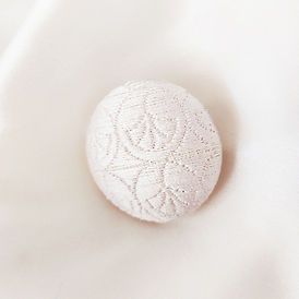 Κέντημα μηχανής σε κουμπιά, Kentimataki