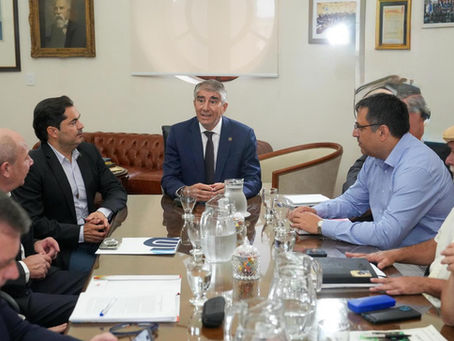 Paritarias docentes en Santa Fe: entre la recomposición salarial y los incentivos por asistencia