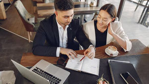 The Role of Tax Consultants in Strategic Business Forecasting