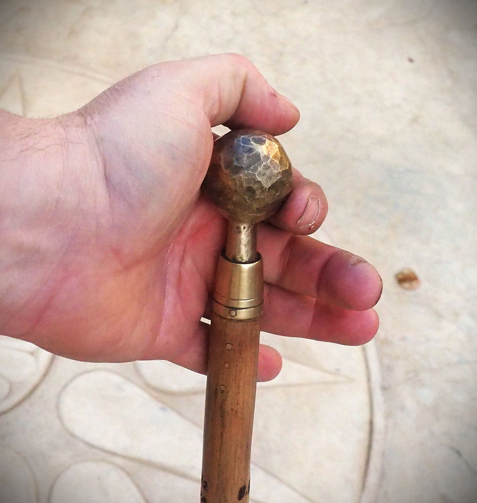 Thumbnail: brass ball handle