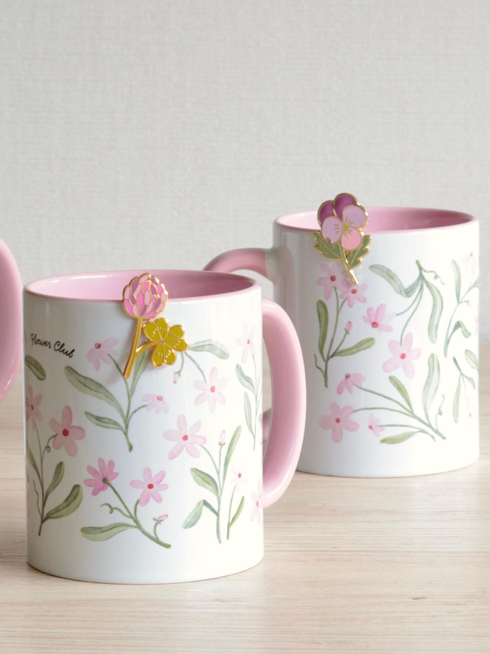 mug flower et pin's fleuri chemin des marettes