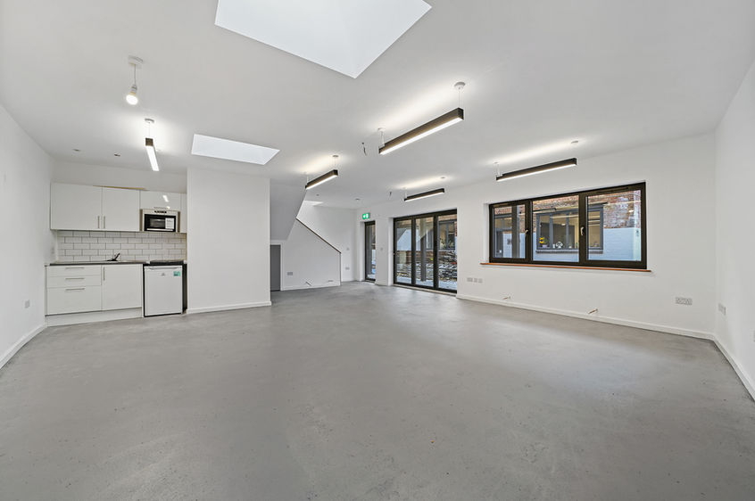 2 Leswin Place Unit J