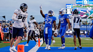 "Air Force Grounds San Jose: Two Passes, 35 Unanswered Points, and Triumph"