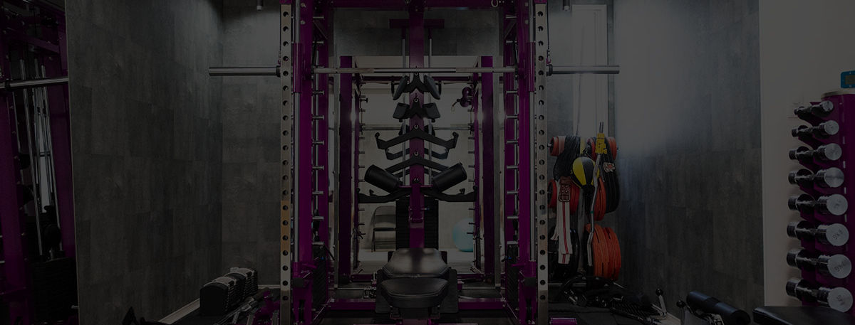 GYM CONQUER新浦安店内観_edited.jpg