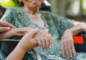 Alzheimer pode gerar isenção de Imposto de Renda por alienação mental