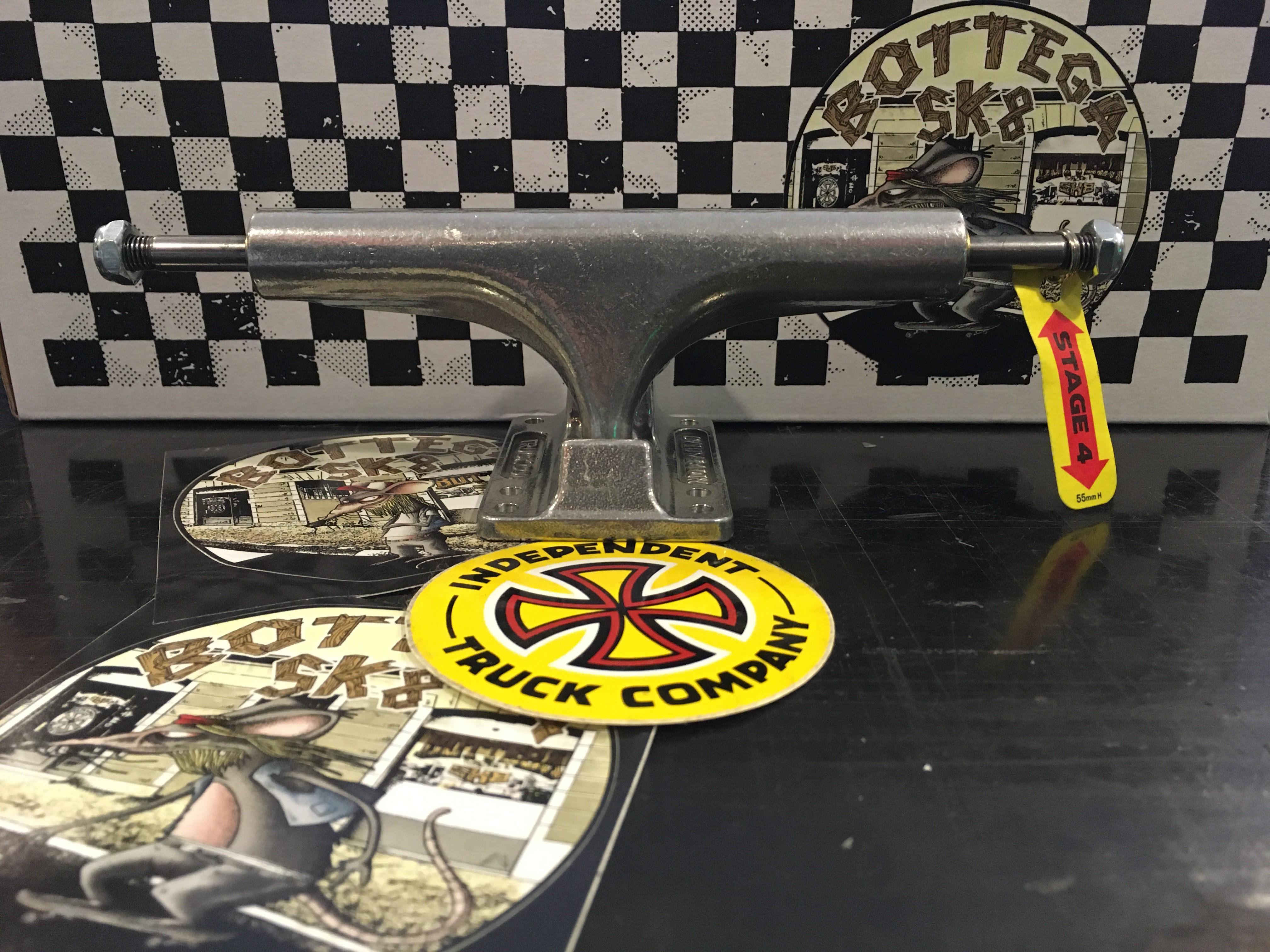 INDEPENDENT Trucks - Stage IV - 151