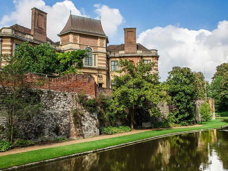 Exploring London Solo? Here’s Why Private Tours Are Best