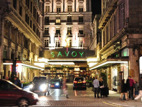 Explore London: 5 Tours Perfect for Solo Travelers