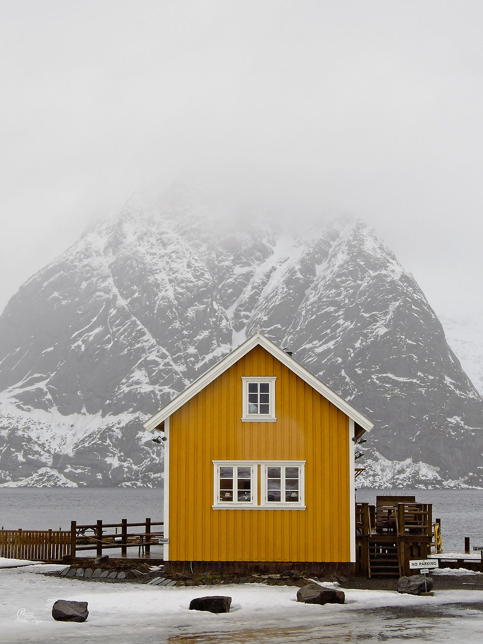 The Yellow Cabin at Anita's