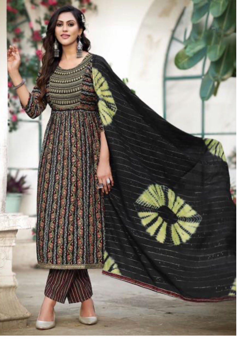 Thumbnail: Casual wear Aliya cut ,Embroidery Kurti Pant With Dupatta / size L