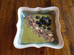 MORNING GLORY SMOOTHIE BOWL