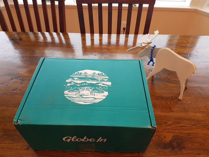 GLOBE IN - December COMFORT Box