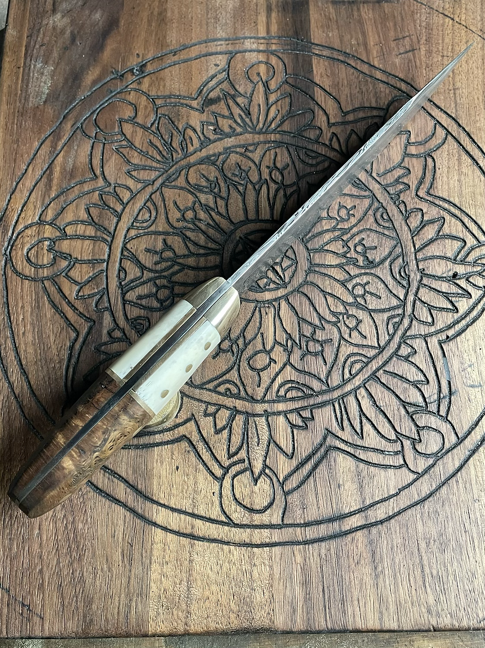 Thumbnail: Feather Pattern Damascus 7” Chefs Knife