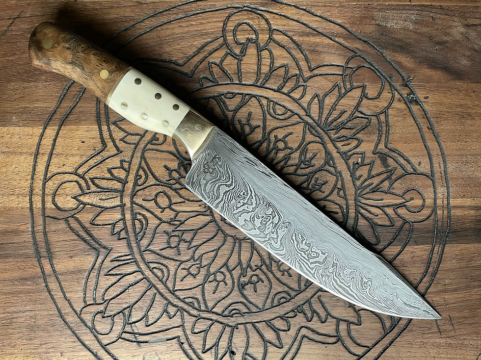 Thumbnail: Feather Pattern Damascus 7” Chefs Knife