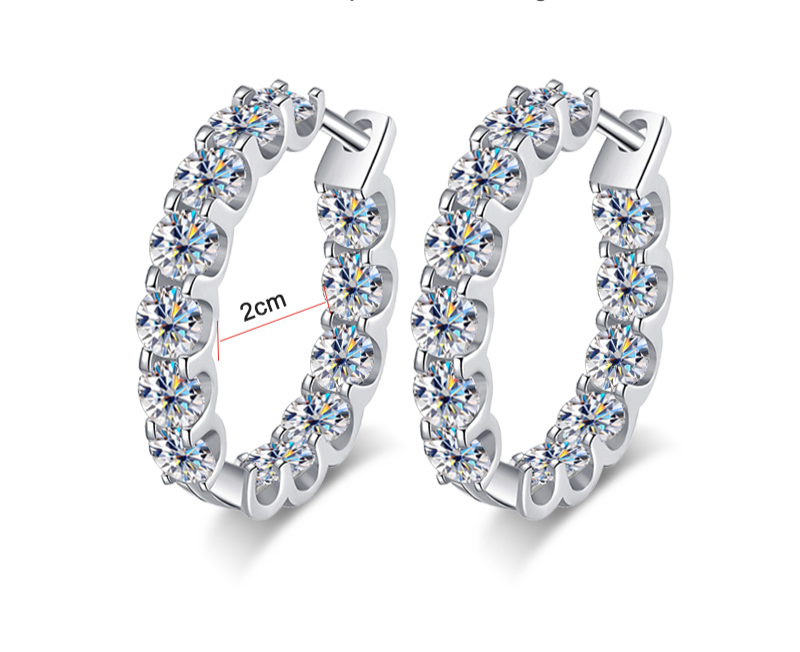Thumbnail: Zovelia Lumière Moissanite Hoop Earrings