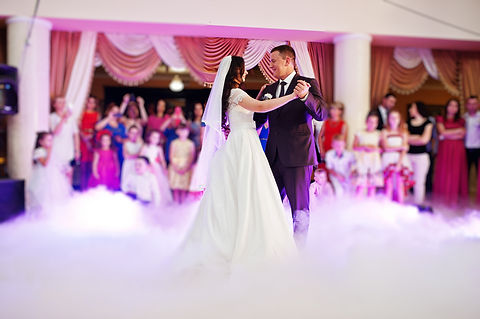 Awesome first wedding dance with smoke and rose purple lights..jpg