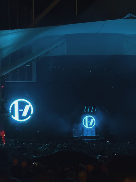 0C07C79B-9241-4A68-ACD4-1E4B93CEEB1E