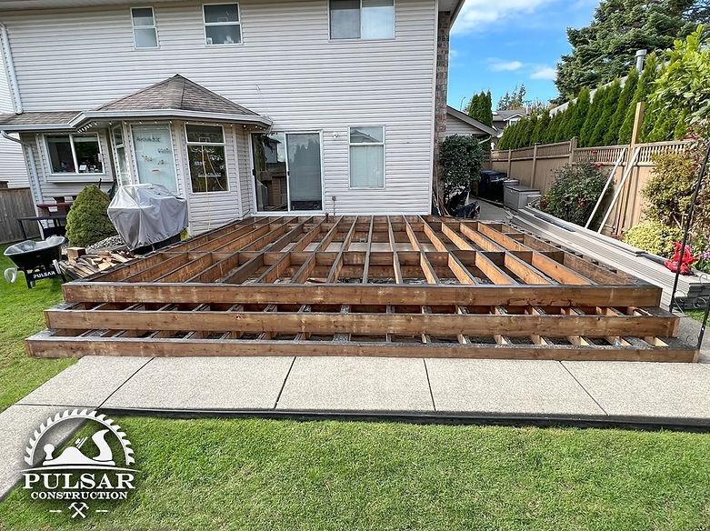 Deck-Builder-Deck-Framing-South-Surrey-BC