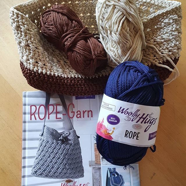 Eine lässige Tasche aus Woolly Hugs' Rop