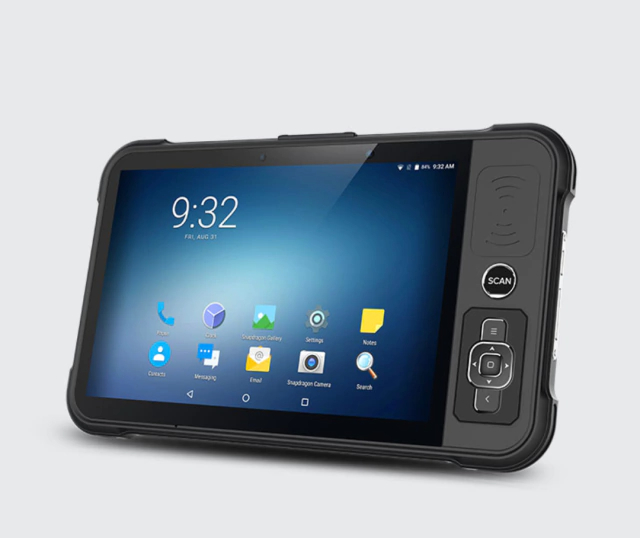 P80-TUBE Tablet Industrial con lector RFID y escáner laser