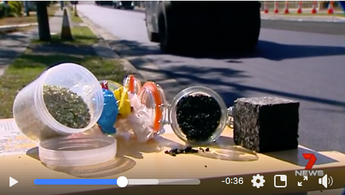 プラスチック道路?!