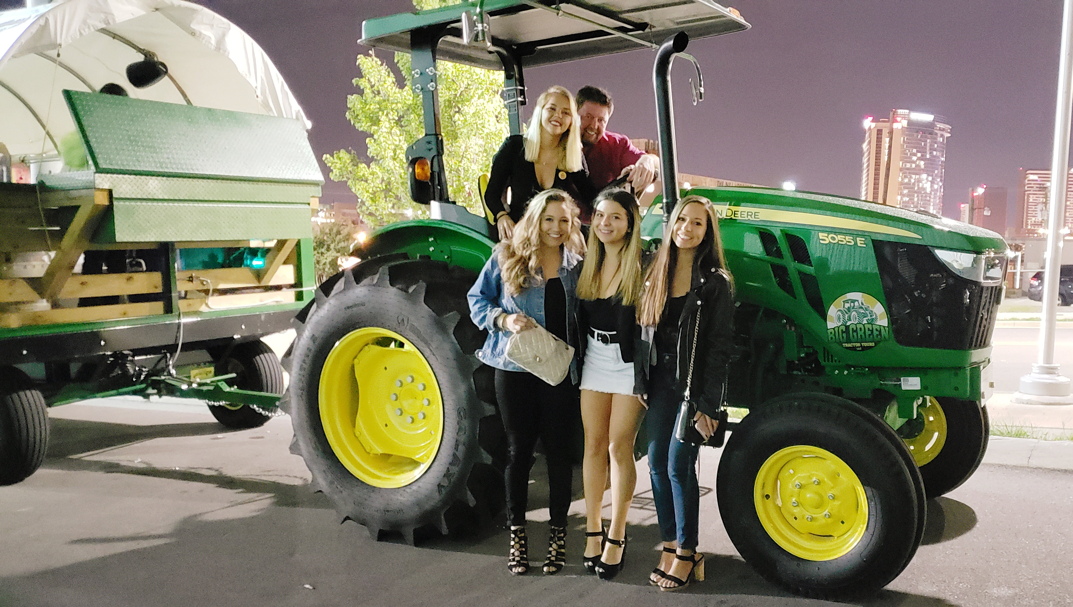 Nashville Tour United States Big Green Tractor Tours 20181018_230515