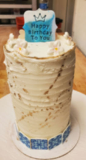 Simply designed Cakes for next day pickup