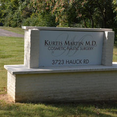 WHAT DOES IT MEAN TO BE A PLASTIC SURGEON?