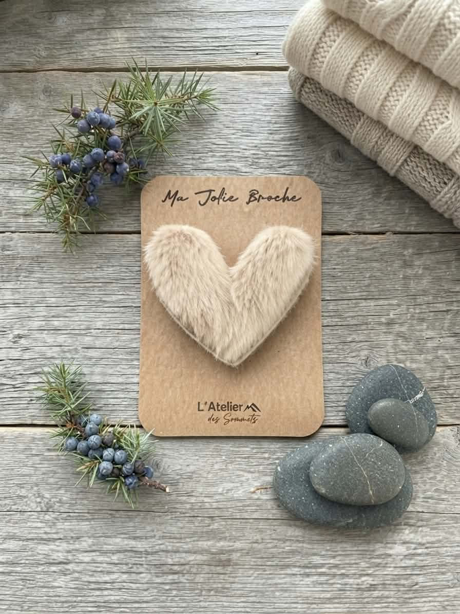 Broche Coeur Fausse Fourrure