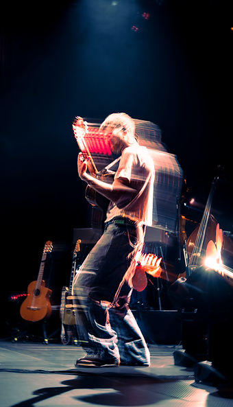 Gitarrist der Band Oehl